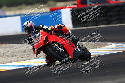 media/Jun-07-2025-TrackDaz (Sat) [[4413525952]]/A Group/1pm (Turn 1)/